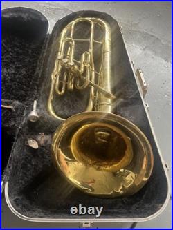 VINTAGE 1952 FA REYNOLDS EMPEROR BARITONE HORN +Hard Case +mouth Piece +valf Oil