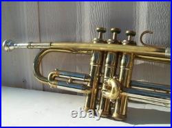 Vintage BESSON 2 20 BRASS TRUMPET COLLEGIATE BY HOLTON MOUTHPIECE Made England