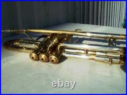 Vintage BESSON 2 20 BRASS TRUMPET COLLEGIATE BY HOLTON MOUTHPIECE Made England