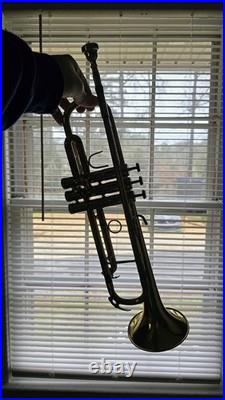 Vintage Brass Trumpet with Hard Case and Mouthpiece Unbranded