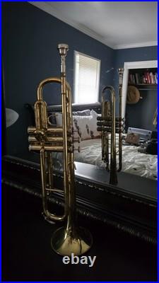 Vintage Brass Trumpet with Hard Case and Mouthpiece Unbranded