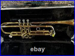 Vintage Bundy Trumpet by Selmer Co Designed by Vincent Bach mouthpiece