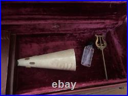 Vintage FULLY FUNCTIONAL Elkhart Trumpet- Good Condition- Comes With Mouthpeice