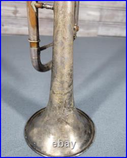 Vintage Trumpet Made by C. G. Conn Ltd. Elkhart Indiana with Case + 2 Mouthpieces