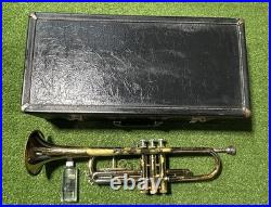 Vintage Vincent Bach Mercedes II Brass Trumpet withBach 7c Mouthpiece & Case Read