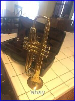 Windsor Bb Trumpet Brass-Laquered Finish BeautifulMinimal Wear