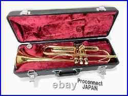 YAMAHA Trumpet YTR-1335 With Mouthpiece and Case Good condition