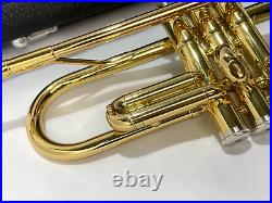 YAMAHA Trumpet YTR-1335 With Mouthpiece and Case Good condition