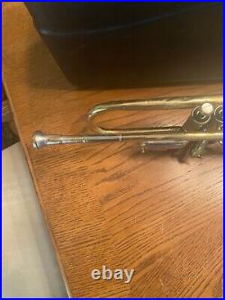 YORK Trumpet (# 593850), with case and mouthpiece, Plays great