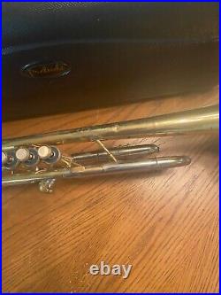 YORK Trumpet (# 593850), with case and mouthpiece, Plays great