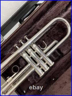 YTR-2320ES Bb Yamaha Trumpet Brass with Hard Case and Mouthpiece from Japan