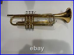 Yamaha 2335 Trumpet With Case SN U14898