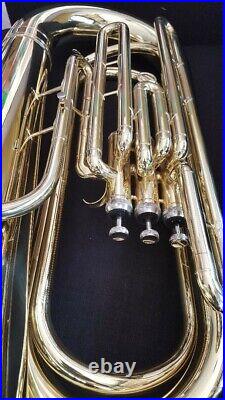 (Yamaha Style) BBb Berkeleywind TUBA Eexcellent 15.75 with5LX Banda Mouthpiece (Yamaha Style) BBb Berkeleywind TUBA Eexcellent 15.75 with5LX Banda Mouthpiece