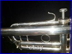 Yamaha Xeno YTR-8335S Silver Bb Trumpet With ProTec Case
