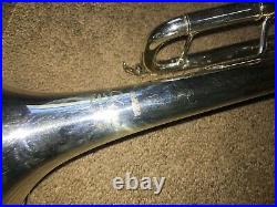 Yamaha Xeno Ytr8335rg Silver Trumpet & Mouthpiece & Case