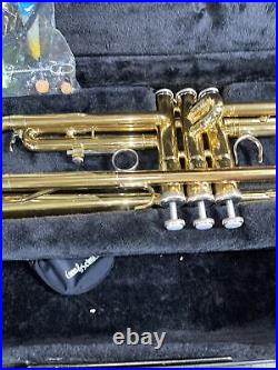Yamaha YTR200ADII Advantage Series Standard Trumpet Gold 2 Mouth Pieces