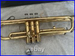 Yamaha YTR200ADII Advantage Series Standard Trumpet in Gold w Hard Case