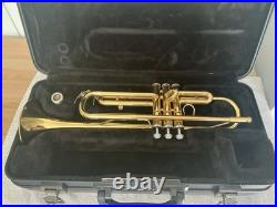 Yamaha YTR200ADII Advantage Series Standard Trumpet in Gold w Hard Case