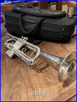 Yamaha YTR6345S used silver finish trumpet with case very nice