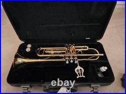 Yamaha YTR-2330 Bb Trumpet Lacquered Brass with Case, Mouthpiece, Valve Oil