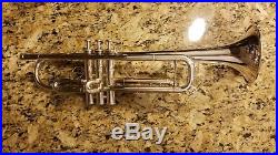 Yamaha YTR-8335RG Silver Xeno Bb Trumpet with Accessories